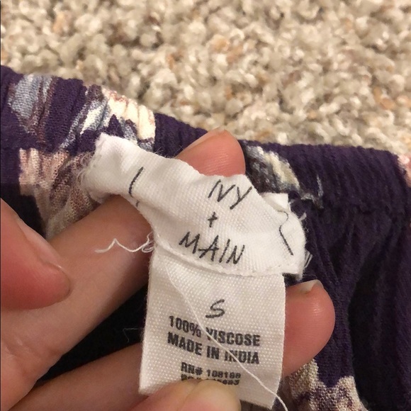 Off the shoulder shirt - Picture 2 of 2